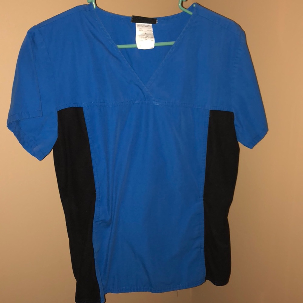 3 small scrub tops